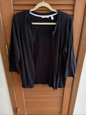 Isaac Mizrahi Black Textured Long Sleeve Button Cardigan